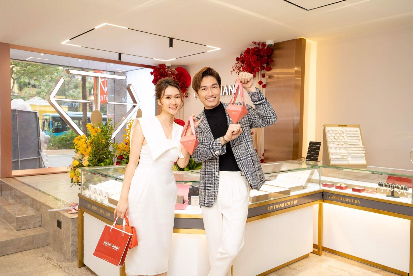 Minimalist Jewelry Pendant Ms90