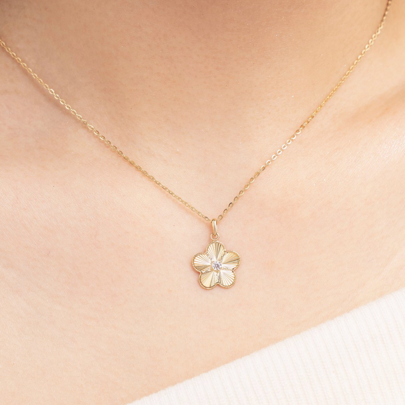 Minimalist Jewelry Pendant Ms85