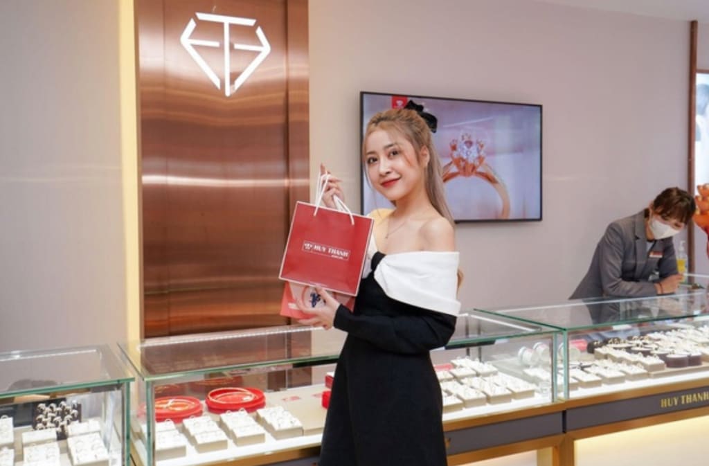 Minimalist Jewelry Pendant Ms90