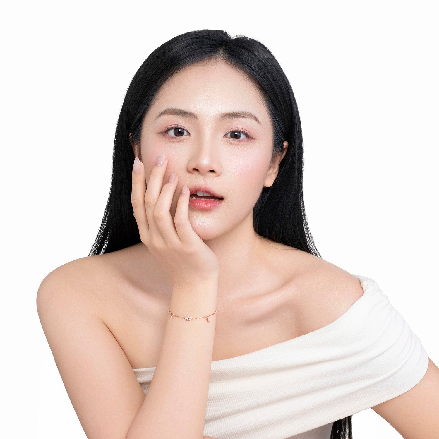 SOOBIN'S QUEEN | Hani CZ Gold Jewelry Collection (Earrings, Necklaces & Bracelets in 10K/14K Gold)